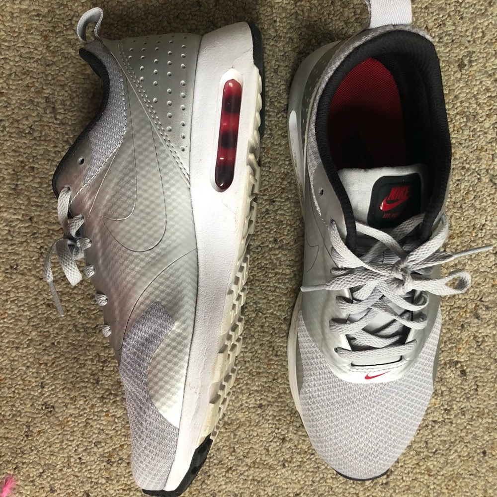 Nike Air Max Tavas - Picture 1 of 4